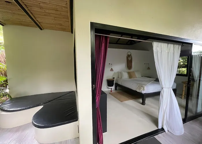 Jade Cottages