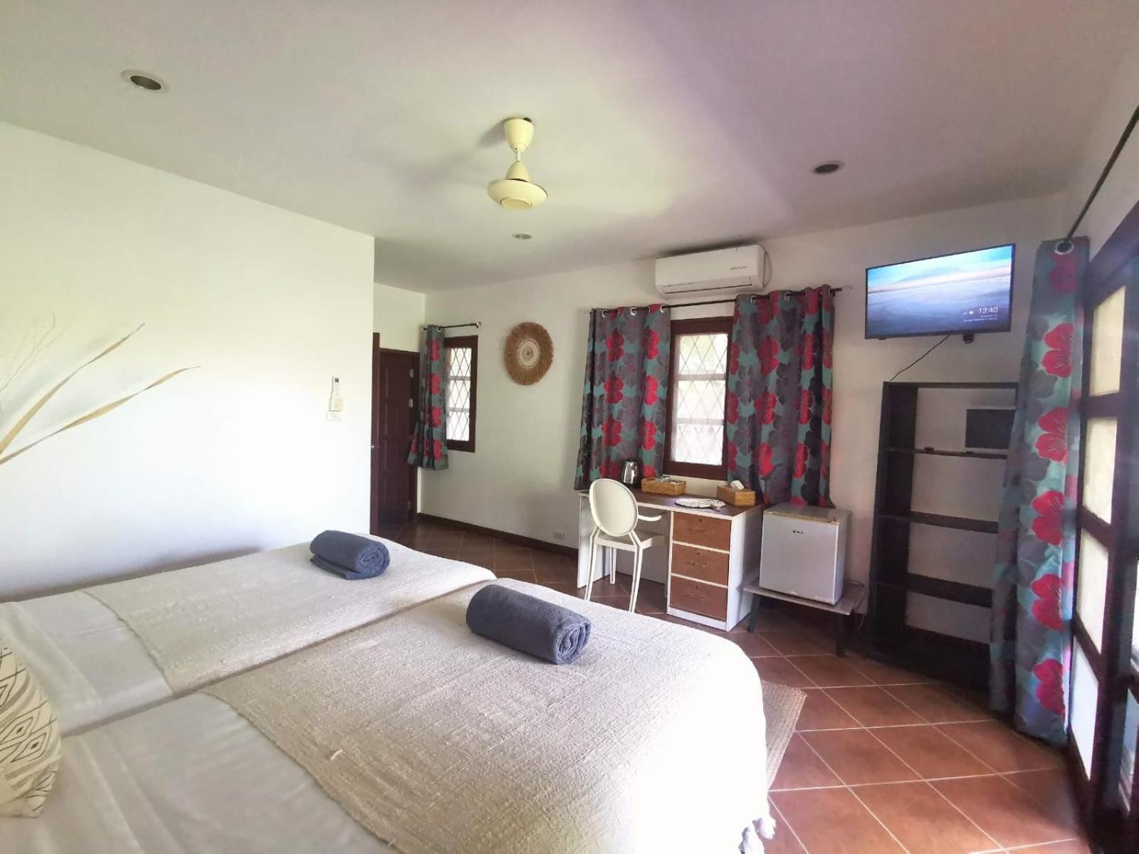 Jade Ko Samui